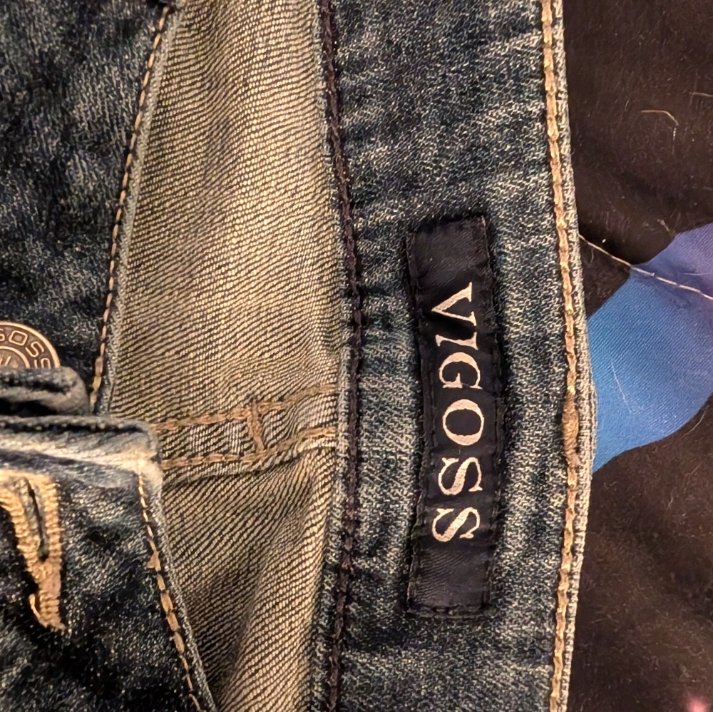 Vigoss Women's Dark Wash Jeans - Picture 3 of 6